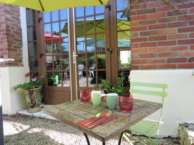 L Auberge Du Lion D Or Nanteuil-sur-Marne Luaran gambar